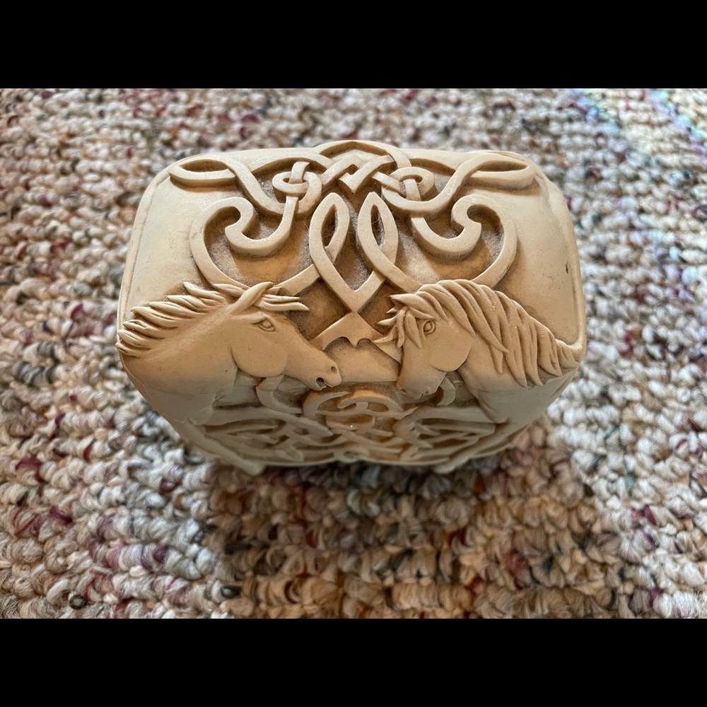 Celtic horse jewelry/storage box